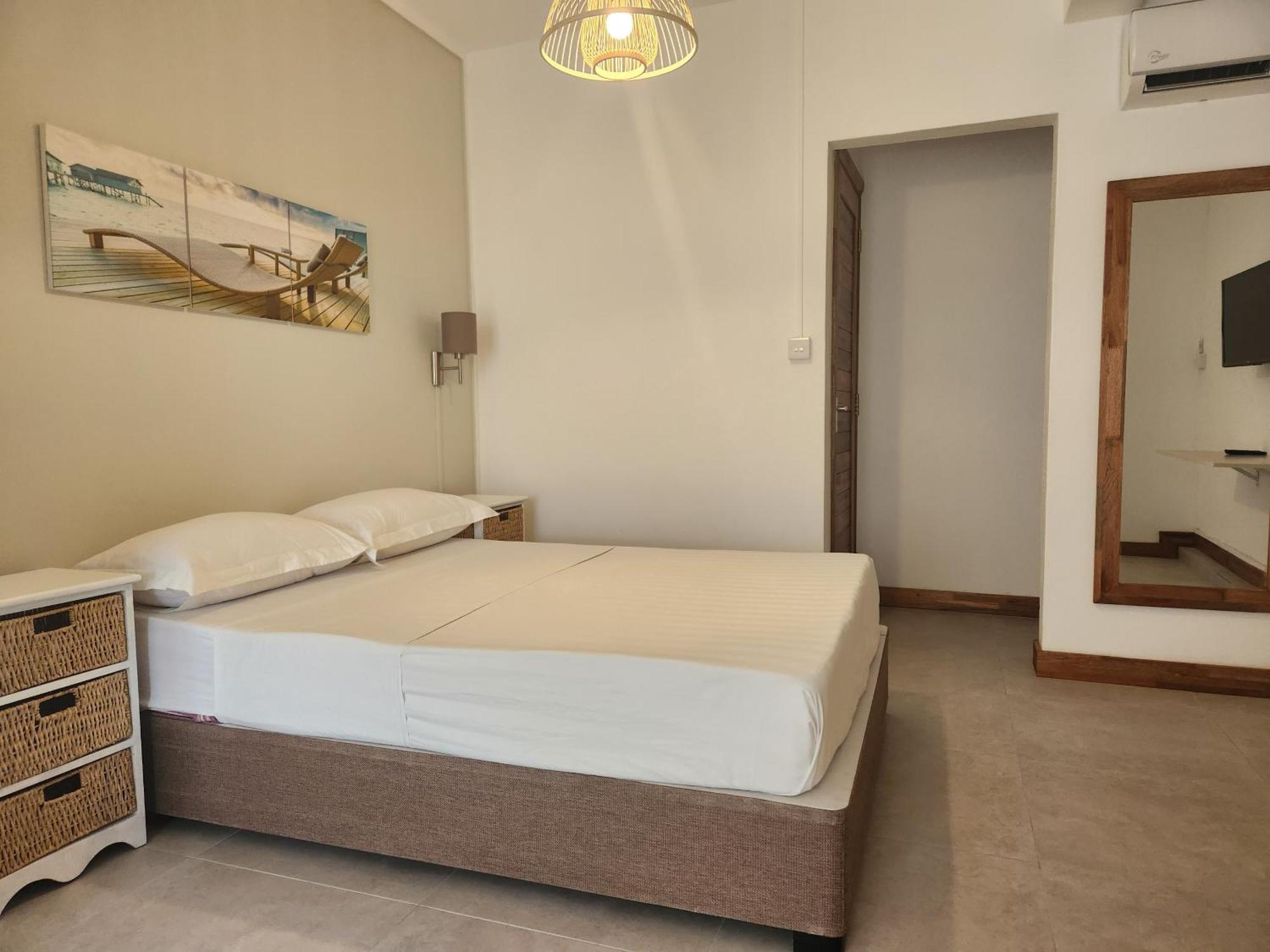 La Perla Holiday Apartments Pereybere Beach Exterior foto